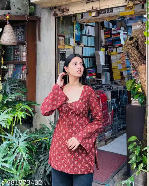 SPECIAL KNOT SHORT MAROON KURTI
